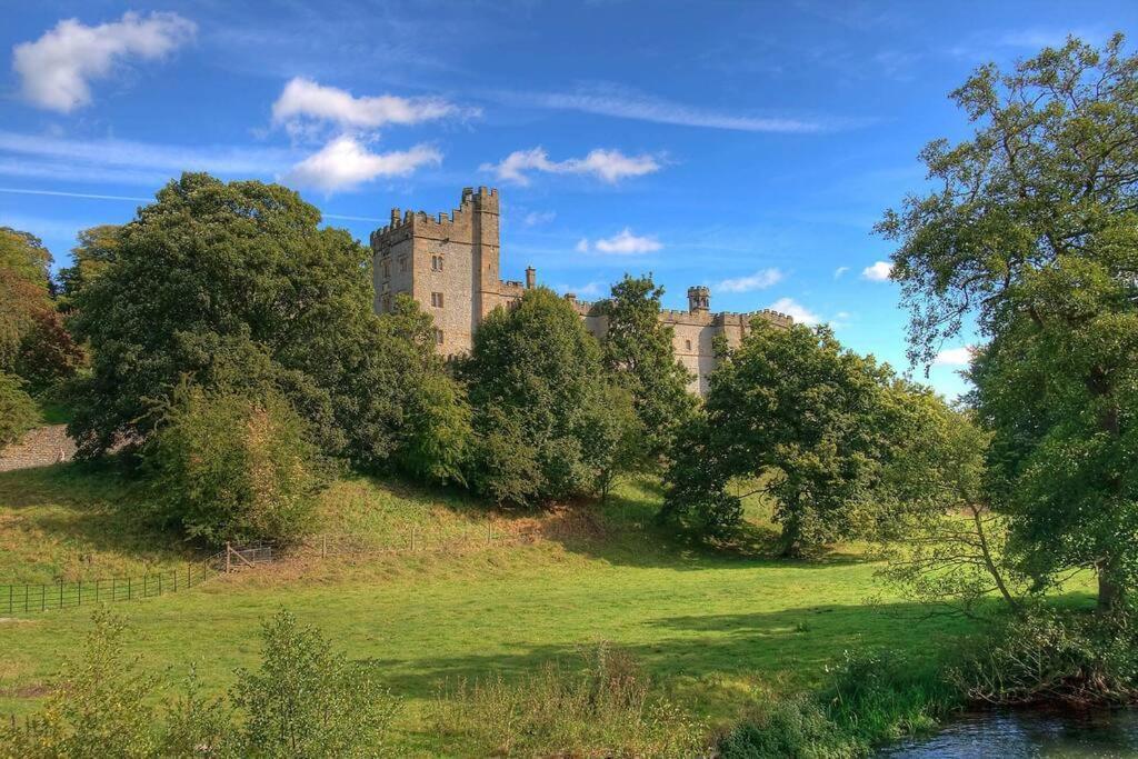 The Belle - A Lovingly Converted Grade II Listed Home From Home In Bakewell Luaran gambar